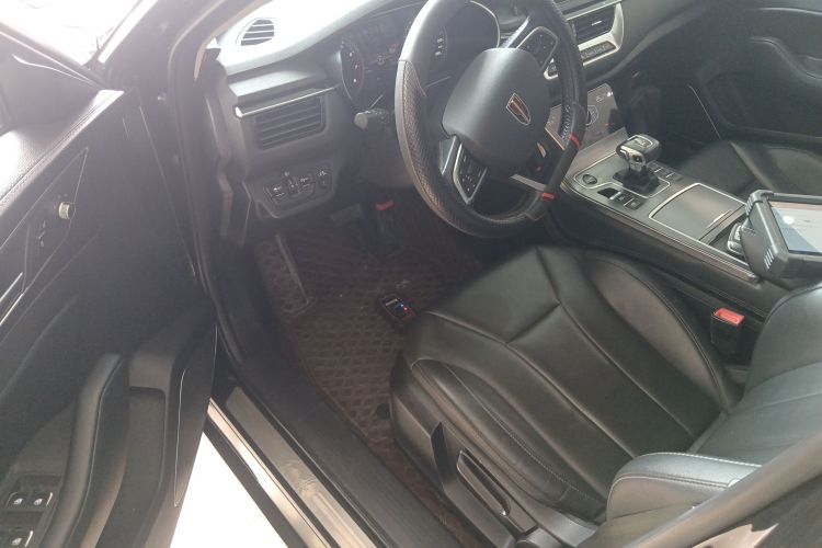 HongQi H5 2022 car image #16