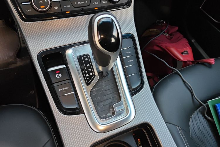 GEELY Emgrand GSe 2017 #16 GEELY Emgrand GSe 2017 car image #16