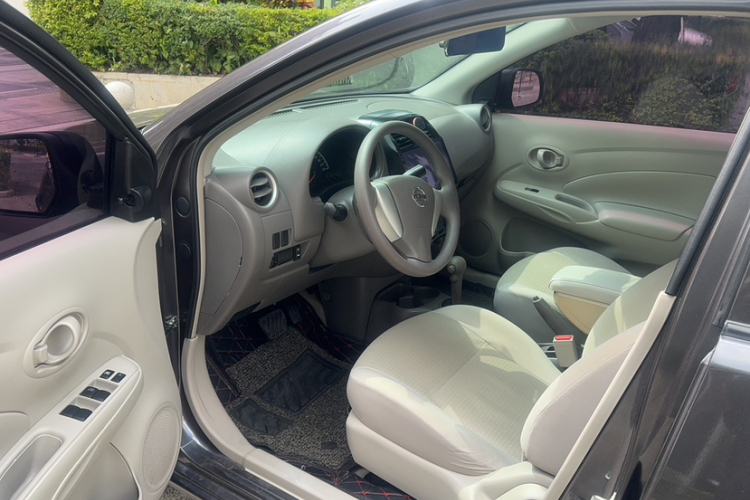 Nissan Sunny 2017 car image #16