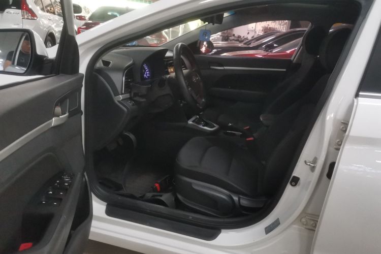 Hyundai Elantra AD 2017 car image #16