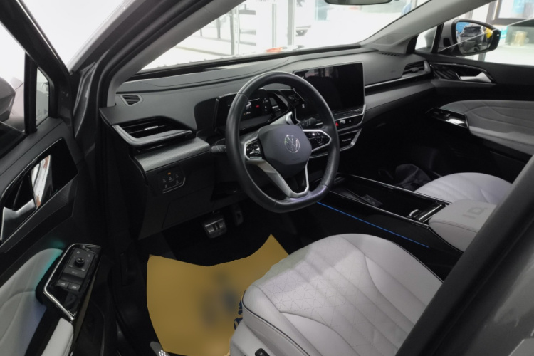 Volkswagen ID.6 X 2023 car image #16