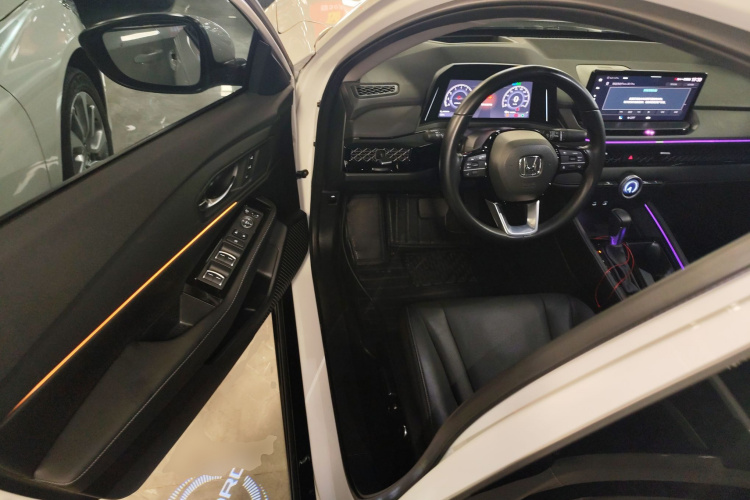 BYD F3R 2024 car image #16