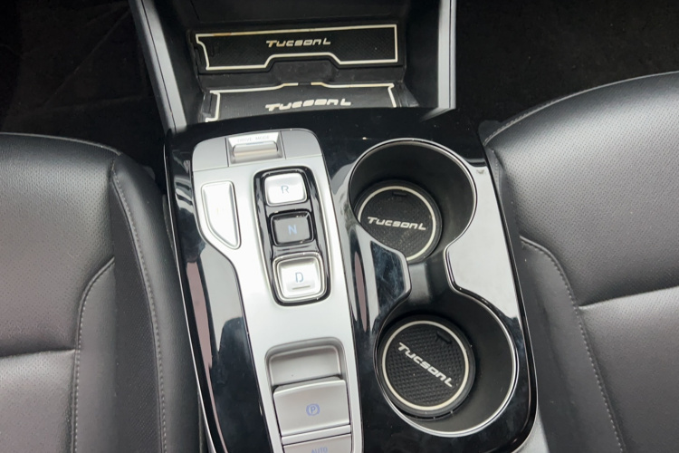 Hyundai Tucson (Imported) 2022 #16 Hyundai Tucson (Imported) 2022 car image #16