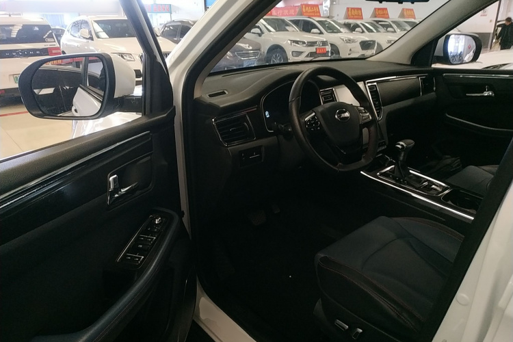 SWM斯威汽车 SWM斯威G01 2021 汽车图片 #16