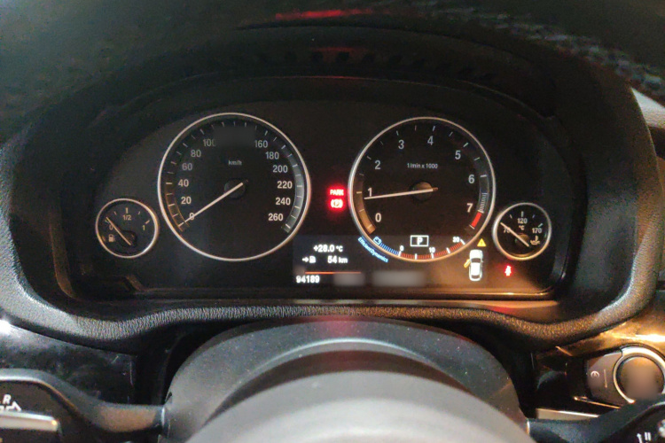 BMW X4 M40i 2018 #16 BMW X4 M40i 2018 car image #16