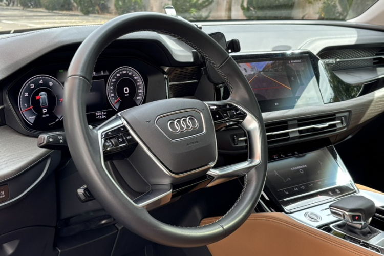 Audi Q6 2024 изображение автомобиля #16