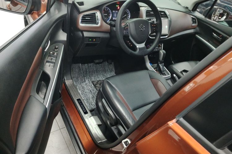 铃木 骁途 2017 汽车图片 #16