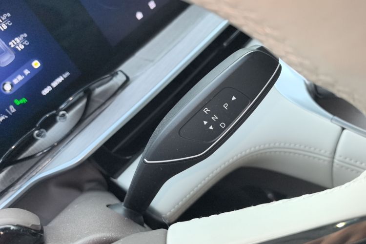 Exceed Yaoguang C-DM 2024 #16 Exceed Yaoguang C-DM 2024 immagine di auto #16