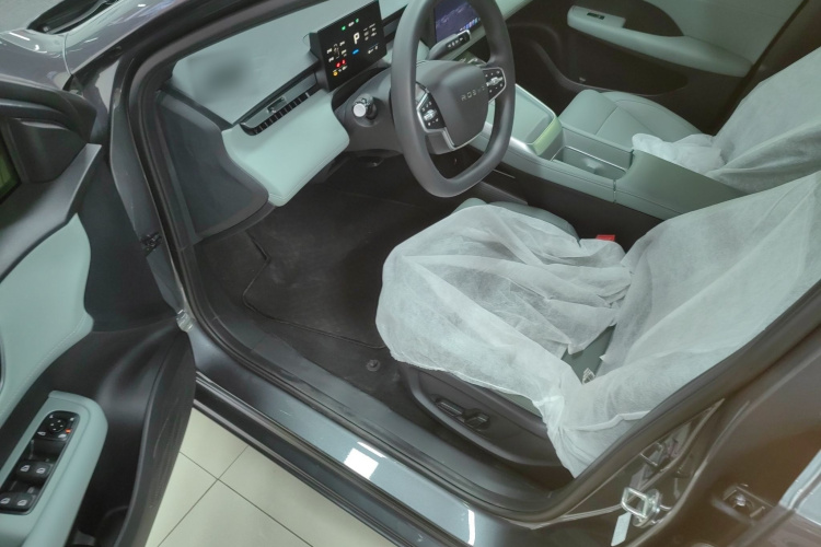 Roewe D6 2025 изображение автомобиля #16