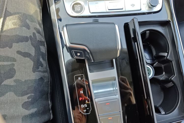 Audi Q8 2024 #16 Audi Q8 2024 car image #16