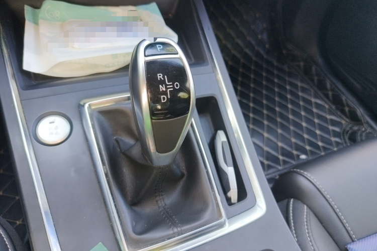 BYD Qin Pro 2018 #16 BYD Qin Pro 2018 car image #16