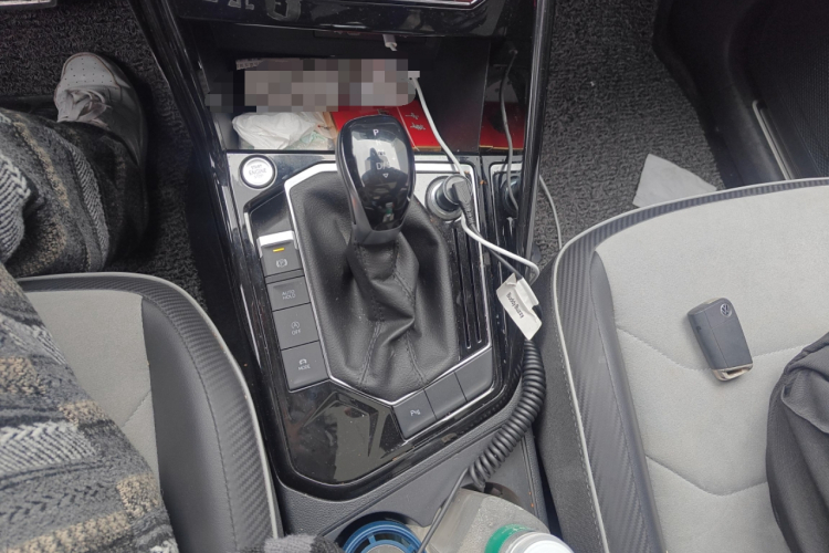 Volkswagen Tayron X 2022 car image #16