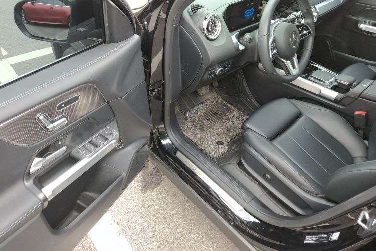 Mercedes-Benz EQB Class 2023 #16 Mercedes-Benz EQB Class 2023 car image #16