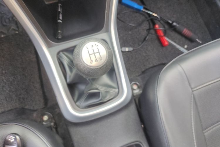 Suzuki SX4 S-CROSS 2018 imagem de carro #16