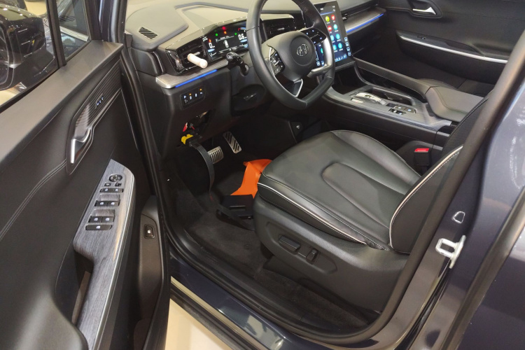 Hyundai Custo 2023 #16 Hyundai Custo 2023 car image #16