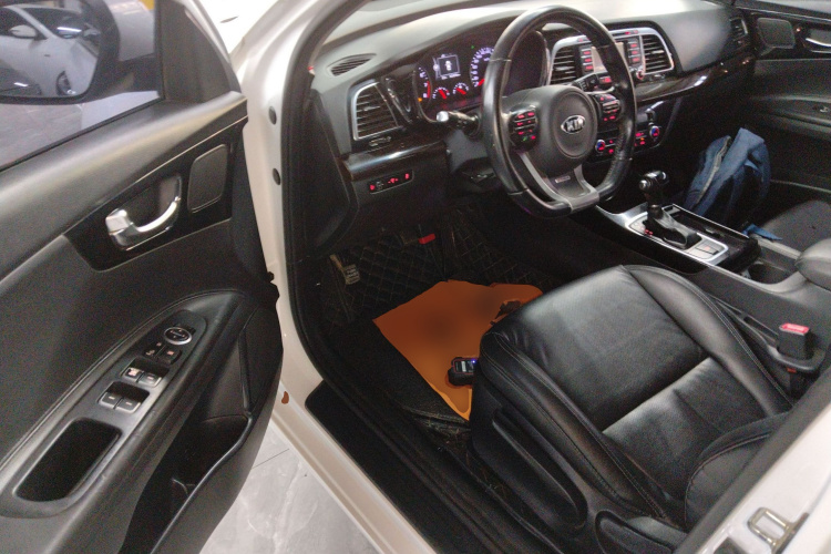 起亚 起亚K4 2016 汽车图片 #16