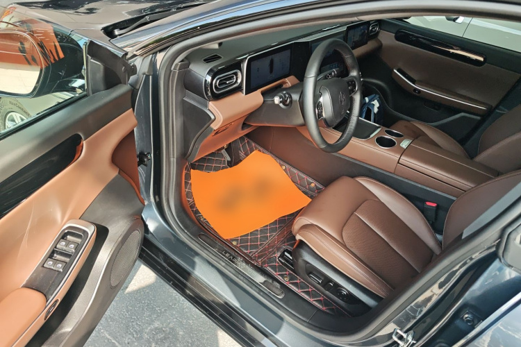 零跑汽车 零跑C01 2023 汽车图片 #16