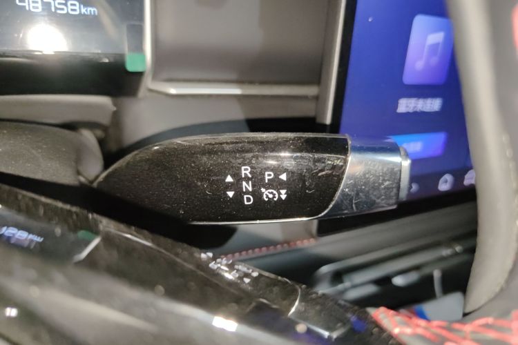 哪吒汽车 哪吒X 2023 汽车图片 #16