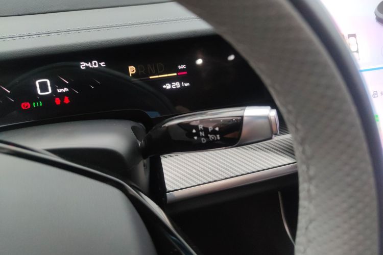 哪吒汽车 哪吒S猎装 2025 #16 哪吒汽车 哪吒S猎装 2025 汽车图片 #16