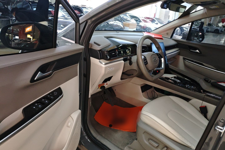 Hyundai Custo 2023 #16 Hyundai Custo 2023 car image #16