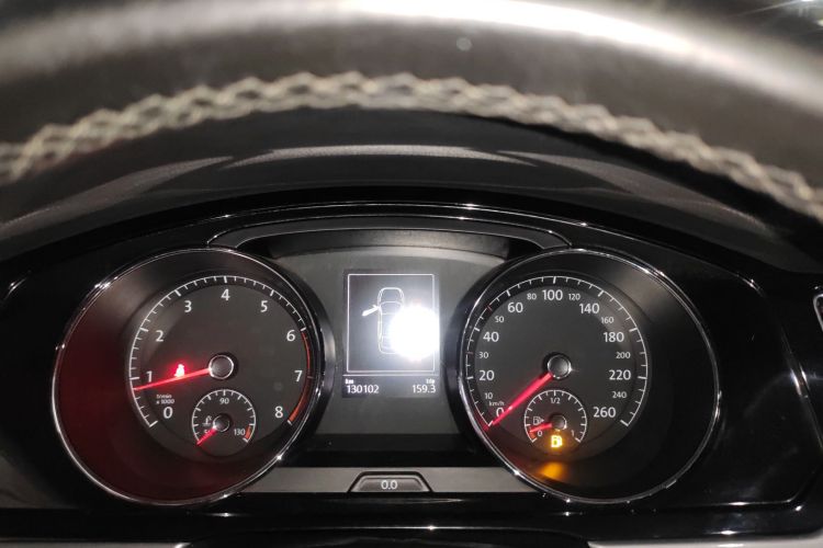 Volkswagen Lamando 2018 immagine di auto #16