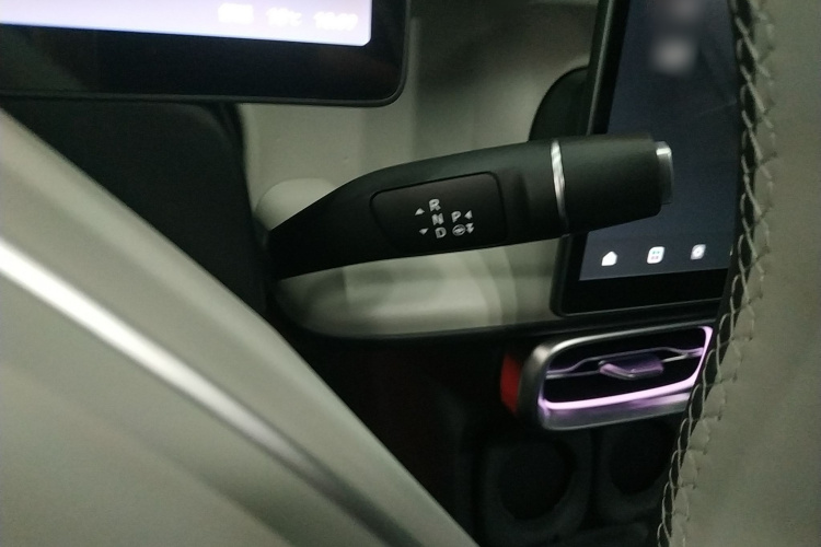 零跑汽车 零跑B10 2025 汽车图片 #16