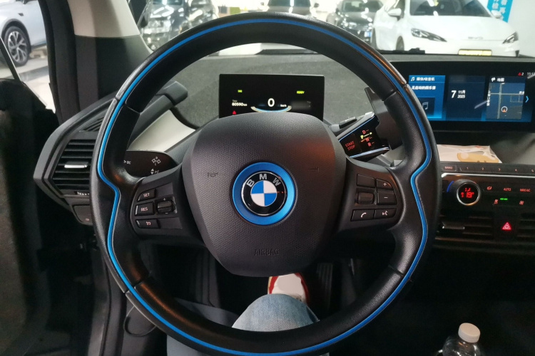 BMW i3 (Imported) 2018 #16 BMW i3 (Imported) 2018 car image #16