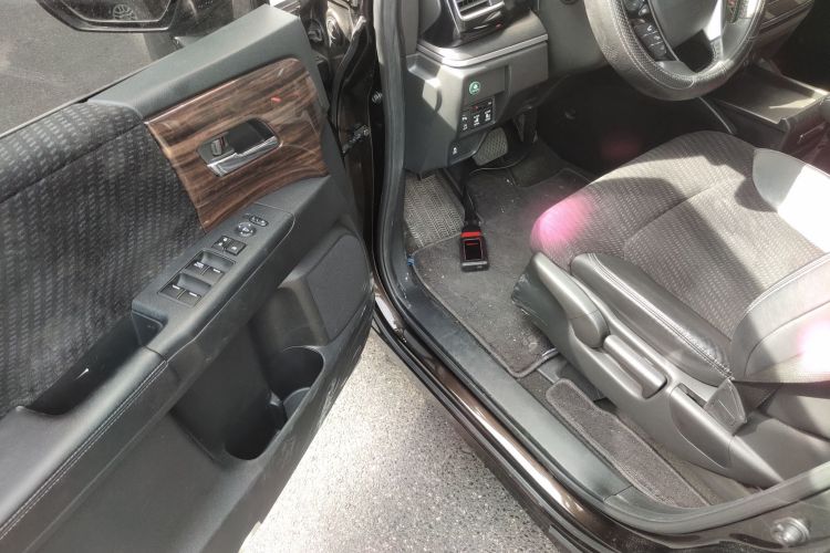 Honda Elysion 2017 imagem de carro #16