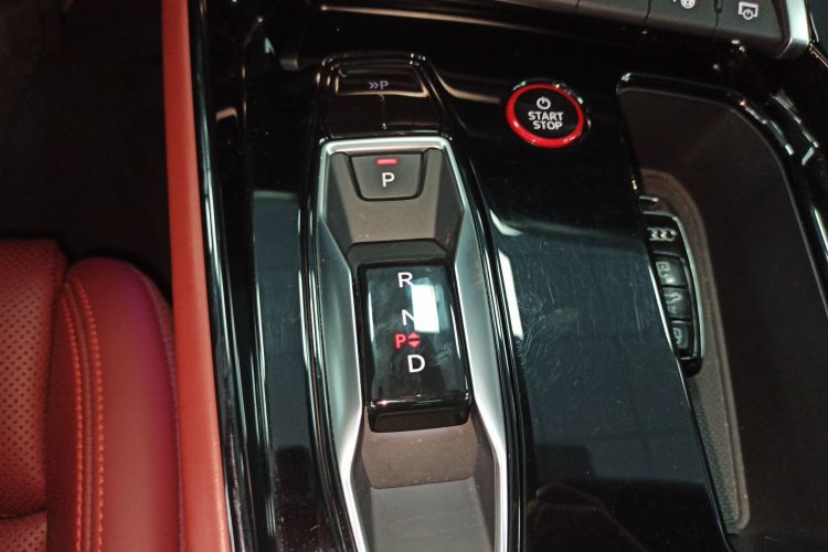 Audi e-tron GT 2024 #16 Audi e-tron GT 2024 صورة سيارة #16