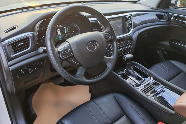 GAC Trumpchi GS7 2018 car image #16