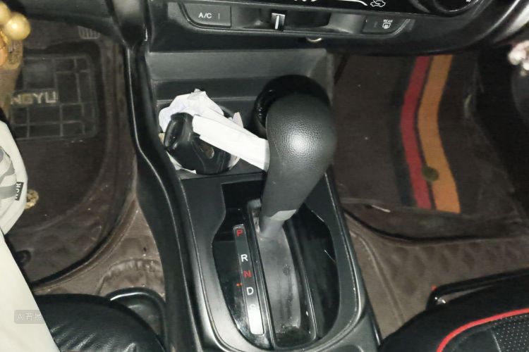 Honda Greiz 2018 car image #16