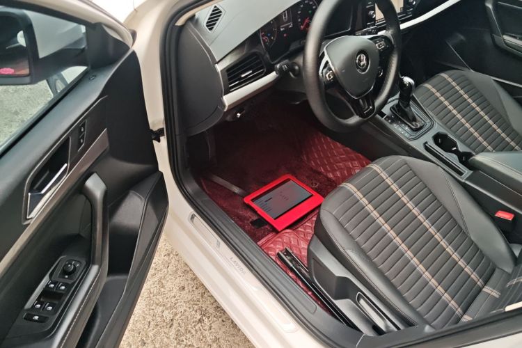 Volkswagen Lavida 2020 car image #16