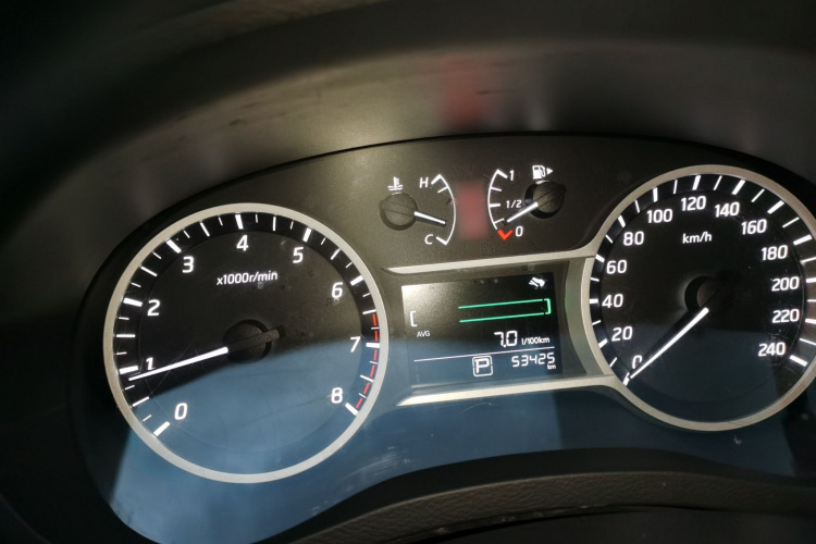 日产 蓝鸟经典 2018 汽车图片 #16