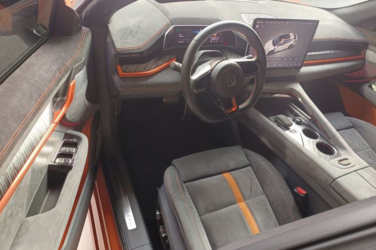 极氪 极氪001 2023 汽车图片 #16