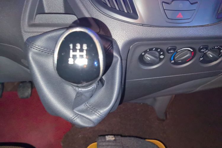 Ford E-Transit 2022 car image #16