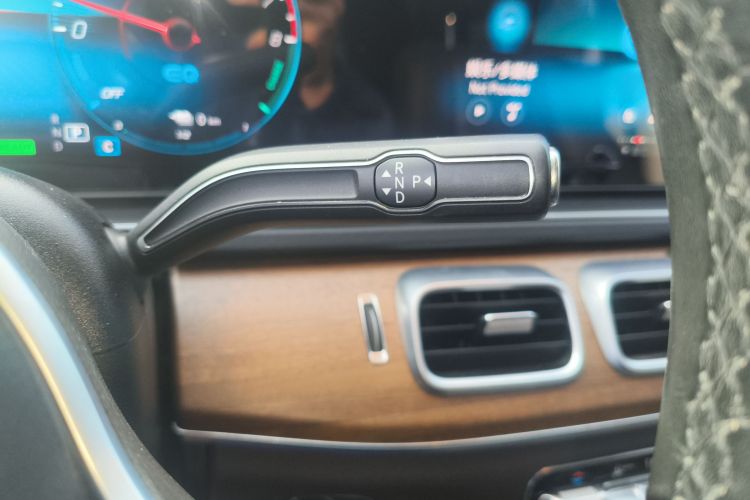 Mercedes-Benz GLE Class New Energy 2021 image de voiture #16