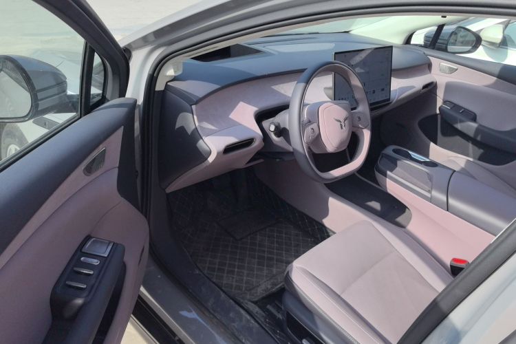 HongQi TianGong 05 2025 #16 HongQi TianGong 05 2025 car image #16