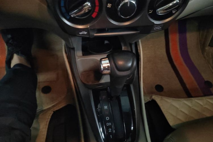 Honda City Classic 2012 car image #16