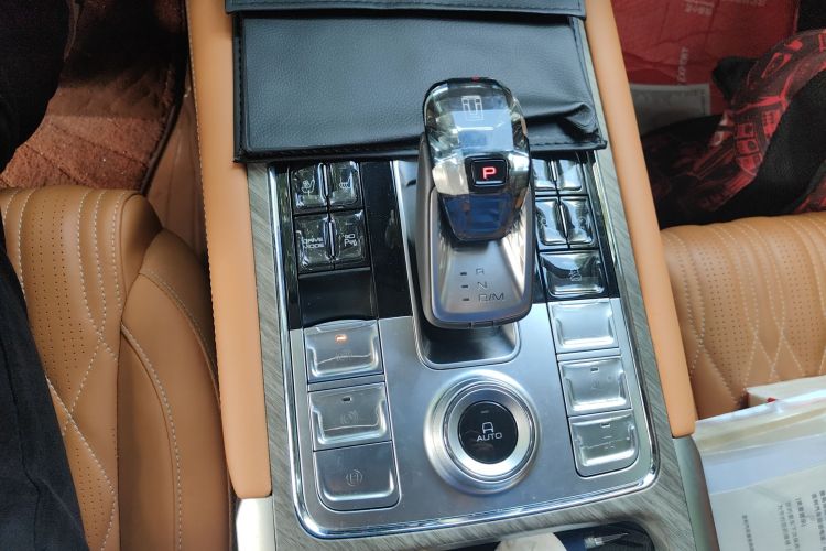 Tank 500 2023 car image #16