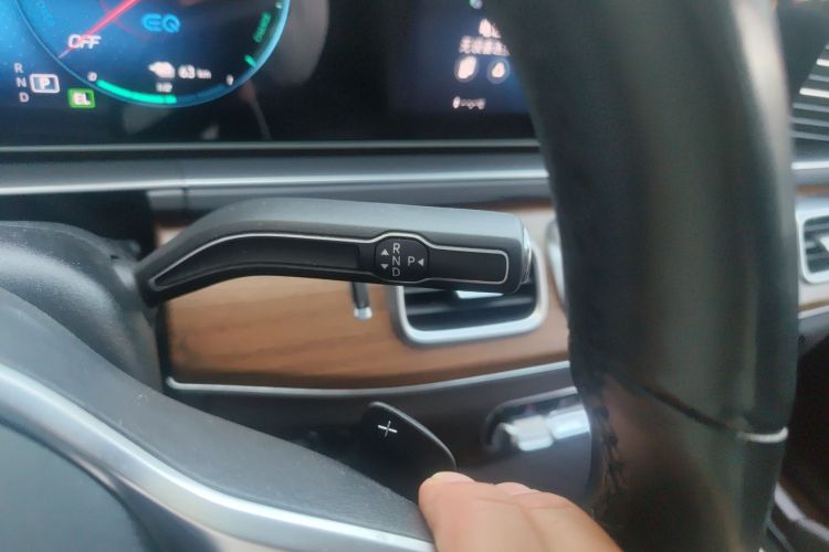 Mercedes-Benz GLE Class New Energy 2021 car image #16