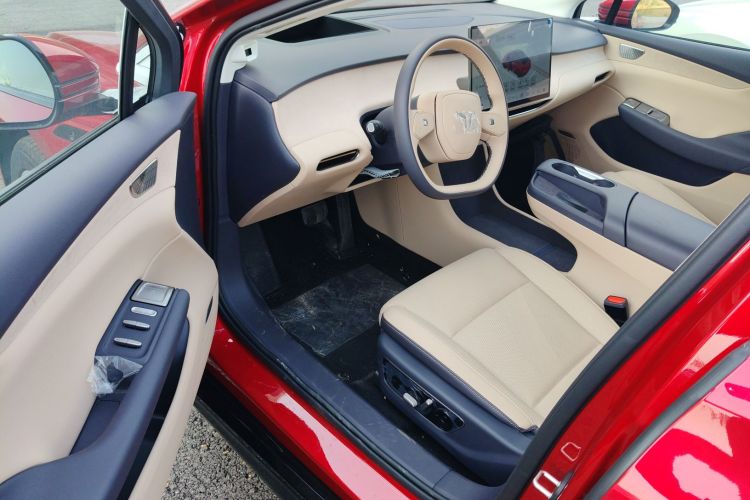 HongQi TianGong 05 2025 immagine di auto #16