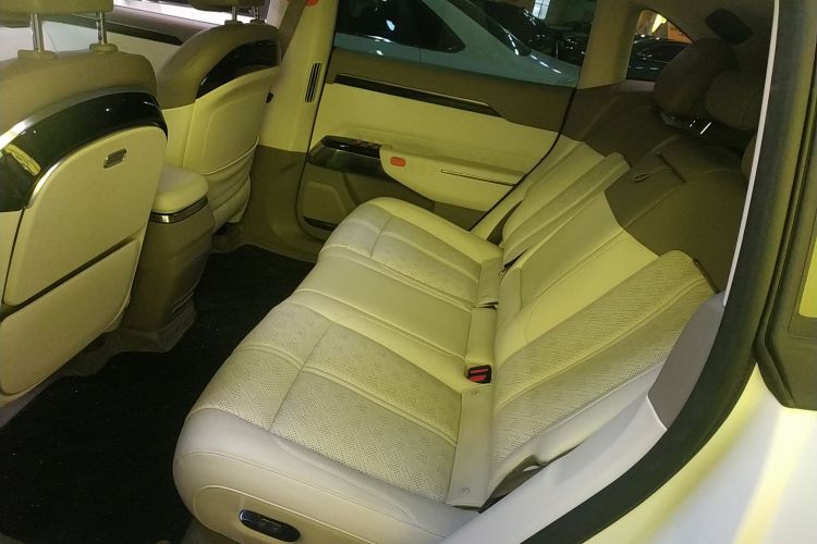 Zeekr 7X 2024 car image #16