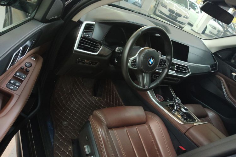 BMW X5 2020 صورة سيارة #16