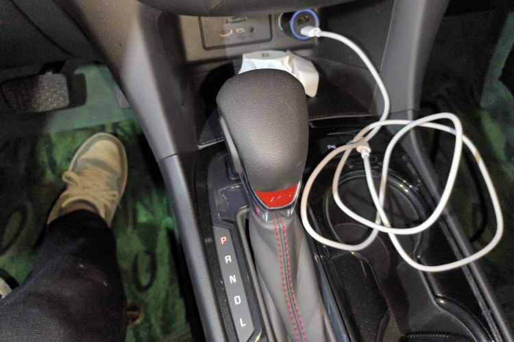 Chevrolet Equinox 2021 car image #16