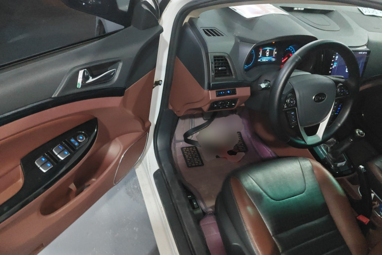 BYD SuRui 2016 car image #16