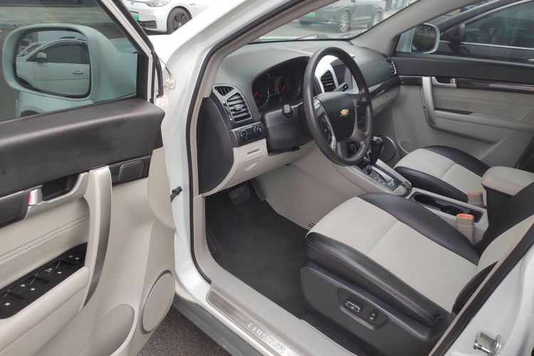 Chevrolet Captiva (Imported) 2017 #16 Chevrolet Captiva (Imported) 2017 car image #16