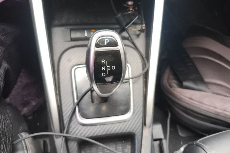 BYD Yuan New Energy 2019 immagine di auto #16