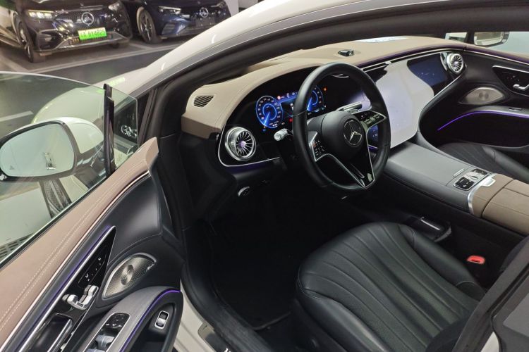 Mercedes-Benz EQS Class 2023 car image #16