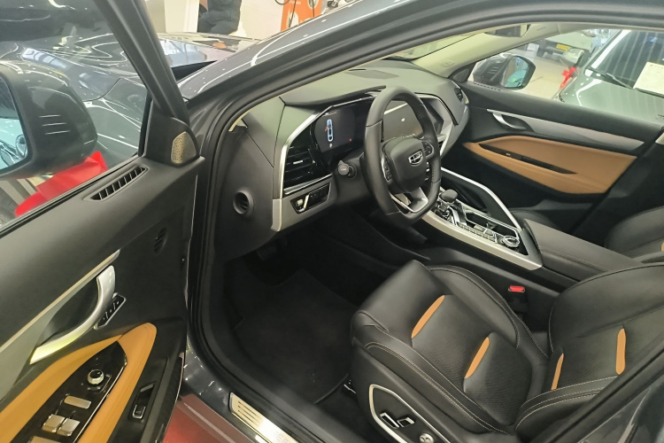 GEELY Tugella New Energy 2019 car image #16