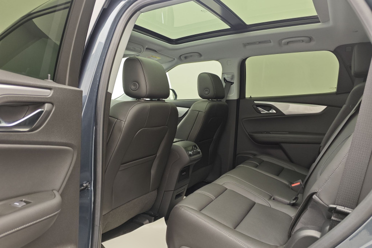 Chevrolet Blazer 2023 car image #16